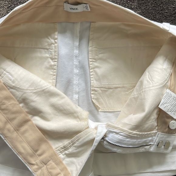 Vince Brand- white shorts - Picture 5 of 5